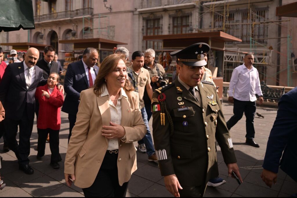 Gobernadora Rocío Nahle asegura el derecho a la libre expresión de las y los maestros