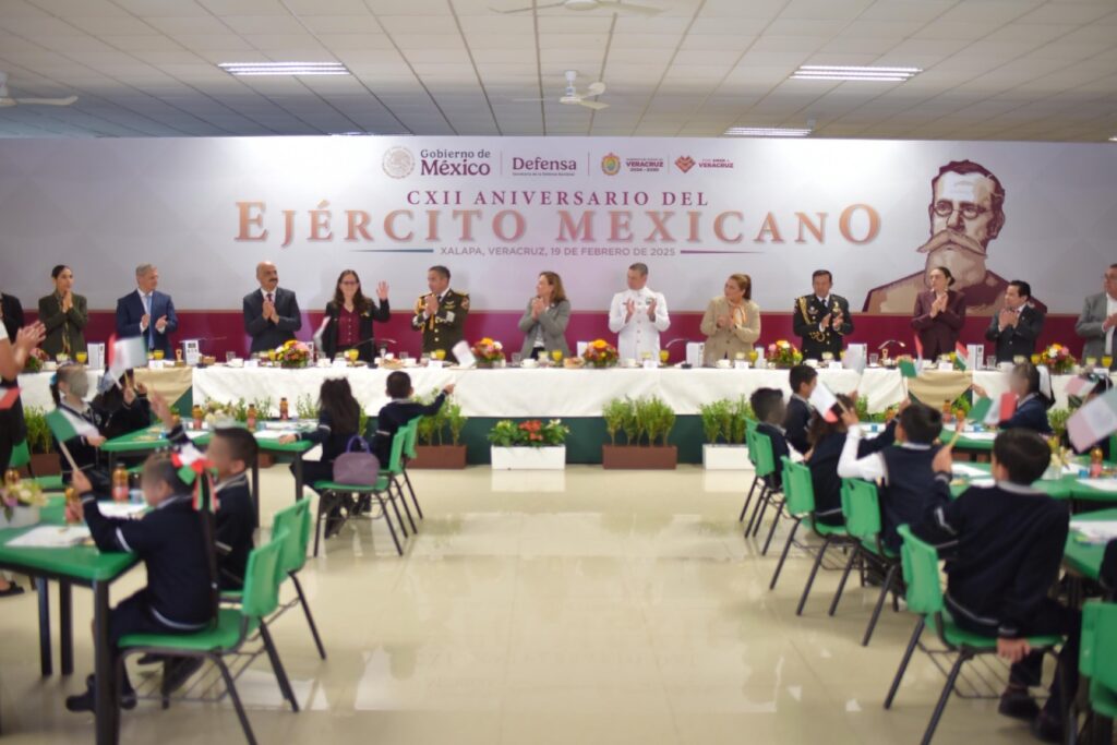 Congreso de Veracruz, presente en conmemoración del Ejército Mexicano