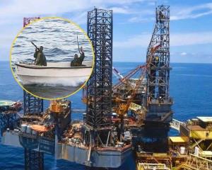 asalto-en-plataformas-de-pemex-asi-ocurrio-trabajadores-fueron-secuestrados-por-cinco-horas-focus-0-0-300-240