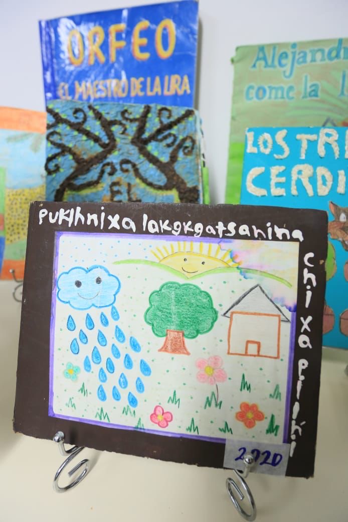 Convocan al Concurso Estatal del Libro Artesanal Veracruzano 2025