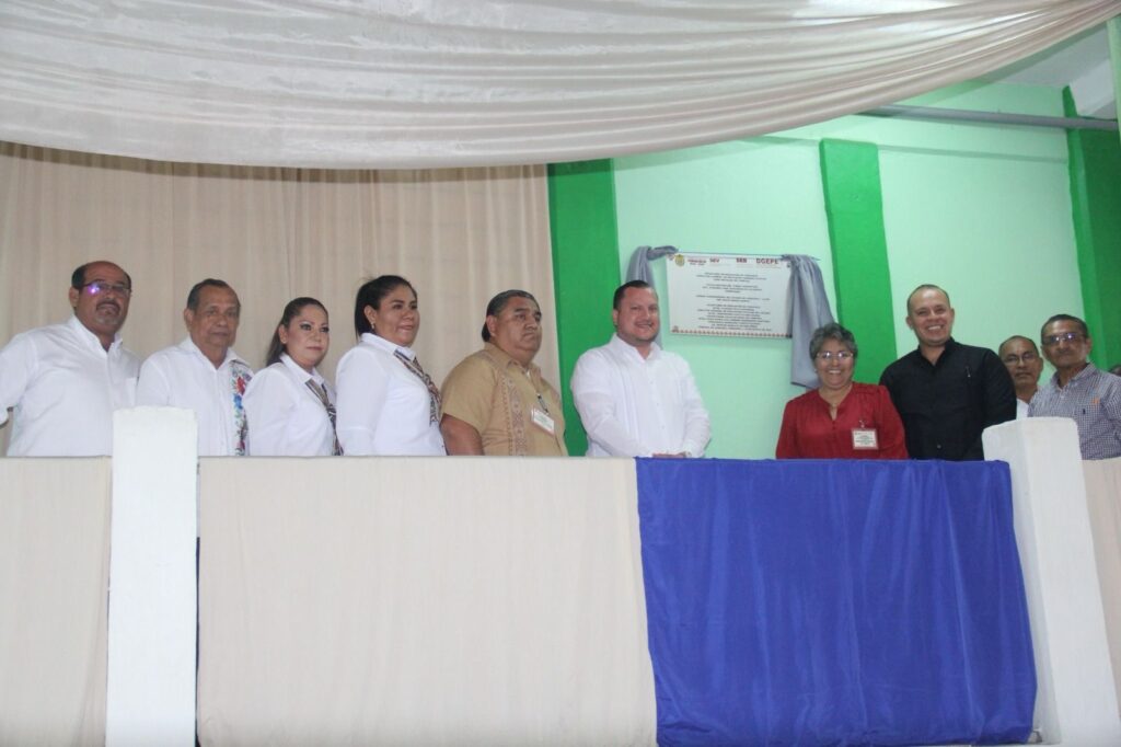 Con nueva escuela en Tempoal, SEV otorga certeza a alumnos y docentes