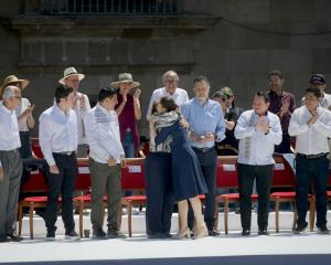 whatsapp-image-2025-03-09-at-11910-pm-9a8b3a94-focus-0-0-300-240