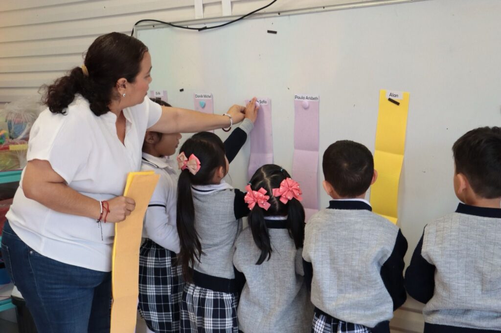 Retornarán a clases más de 1.3 millones de estudiantes de educación básica: SEV