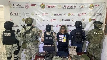 catean_vivienda_en_hueyapanx_aseguran_drogax_equipo_txctico_y_detienen_a_mujer.jpeg_1235255271